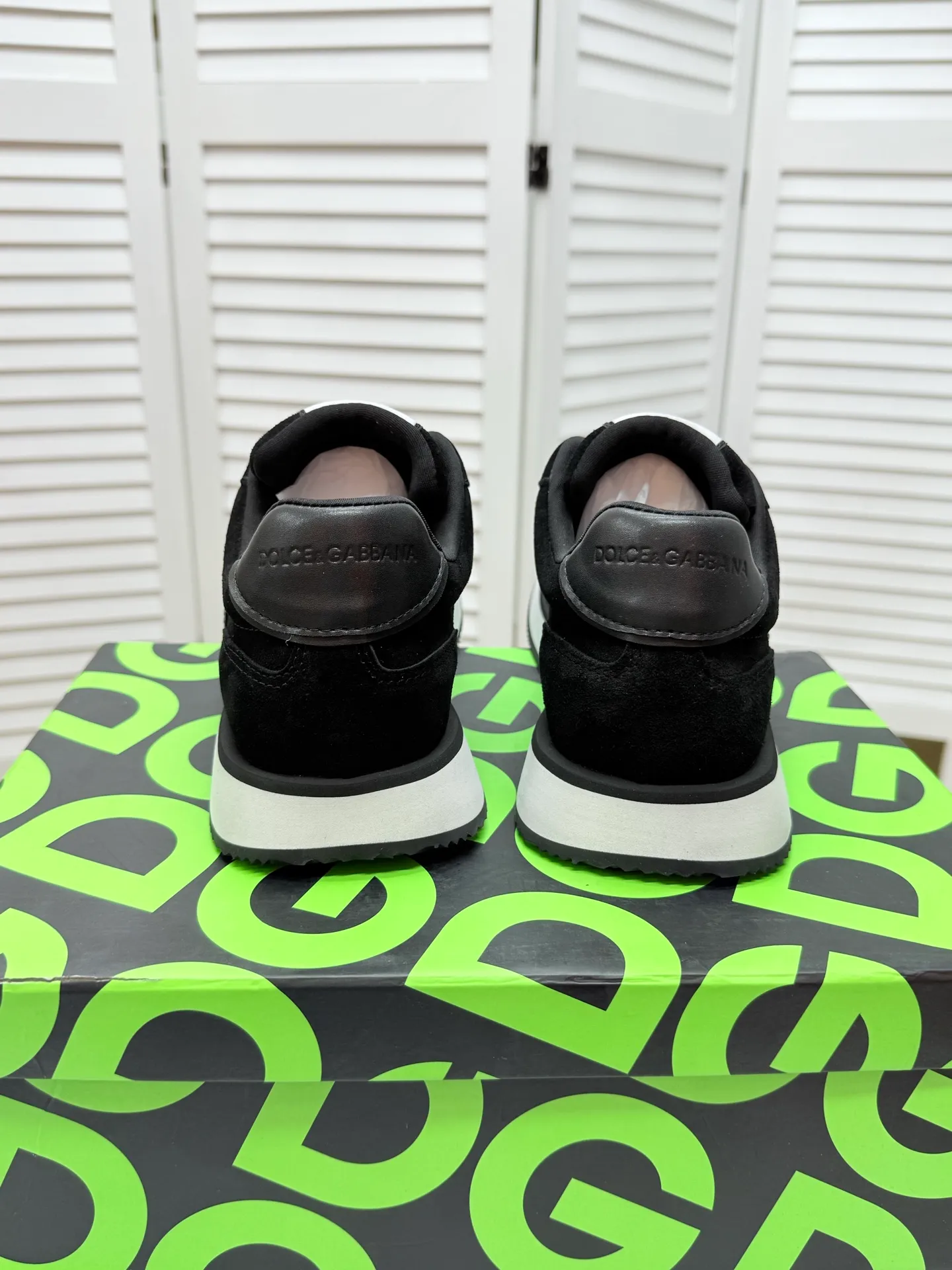 Men's clothing and shoes 250. The latest sports and casual shoes for couples (DG) are fashionable and versatile, and can add luster to various looks. Create an exquisite design with unique dynamic vitality and modern atmosphere, showing modern elegance. Size: 36-46 (45 and 46 are custom-made and cannot be returned or exchanged) Se